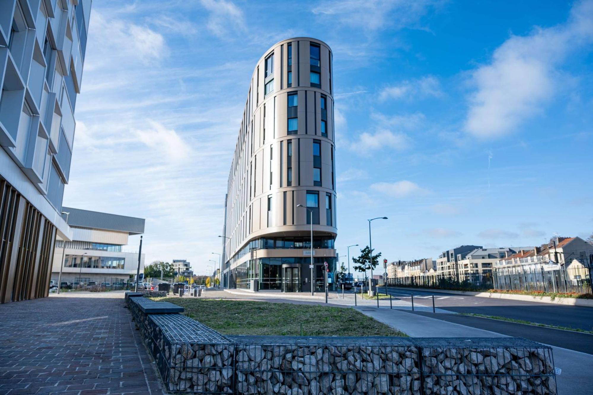 Radisson Hotel Reims Esterno foto